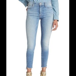 MOTHER- The Stunner Zip Ankle Step Fray
